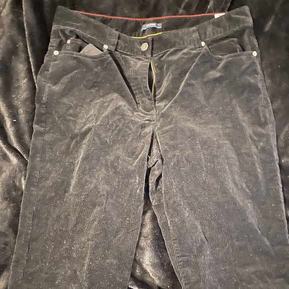 Closet clean out - Picture 1 of 1